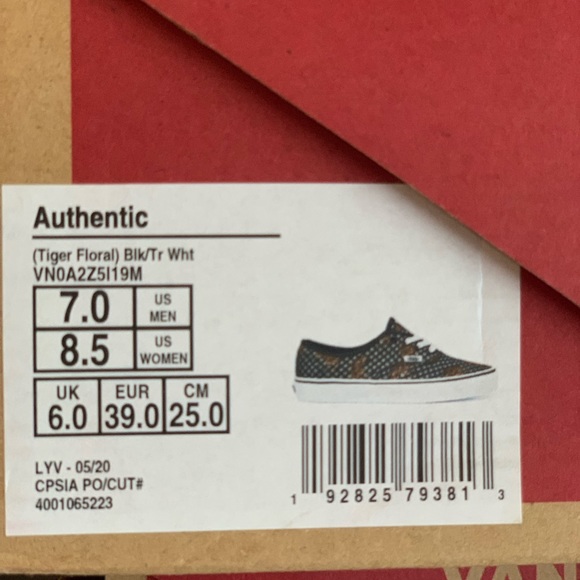 Authentic - Picture 9 of 10